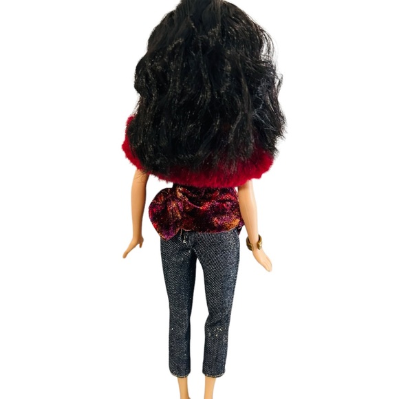 SOLD Barbie Fashion Fever Doll - Asian Model Raquelle Red Velvet Tops 8” - Picture 3 of 3